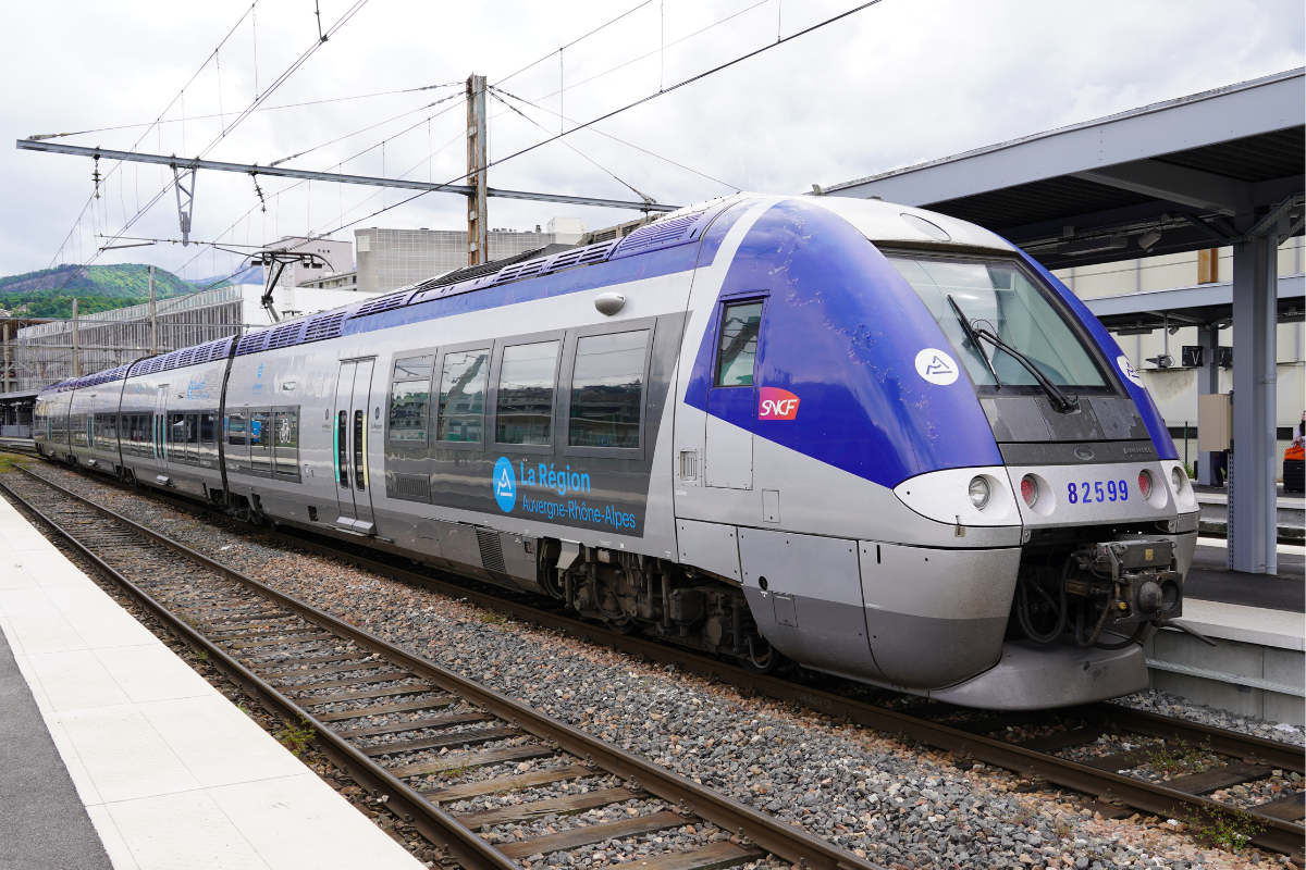 Il collegamento ferroviario Chambéry-Torino sospeso per un mese